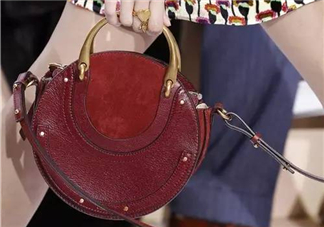 chloe pixie多少錢(qián)？蔻依17秋冬新款圓形包包專(zhuān)柜價(jià)格