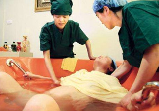 水中分娩時寶寶會嗆水嗎？水中分娩寶寶不會淹嗎？