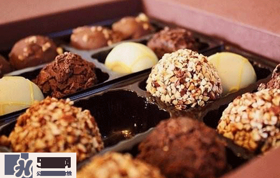 助產(chǎn)食物有哪些？孕婦生孩子時吃點什么？