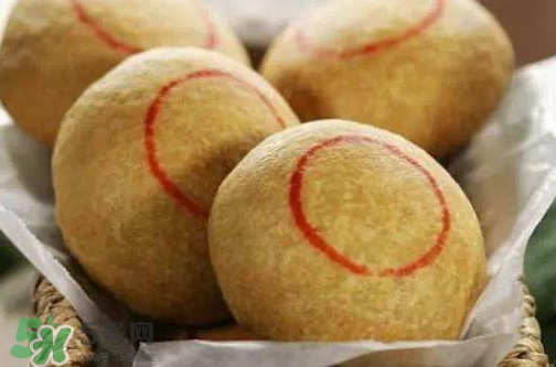 月餅皮可以用低筋面粉嗎？月餅皮用什么面粉？