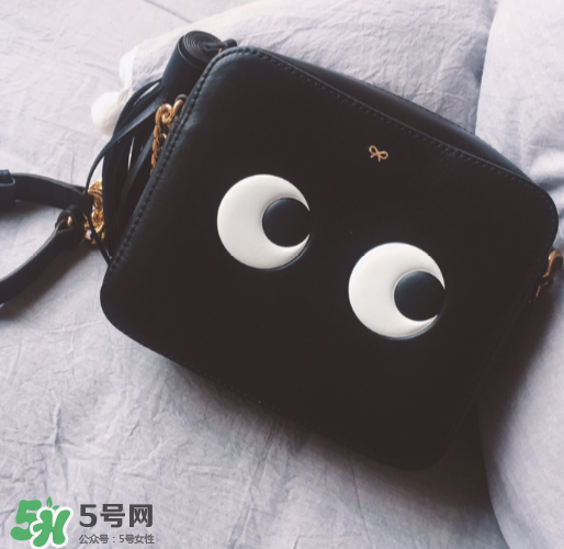 anya hindmarch什么價(jià)位？anya hindmarch包貴嗎？