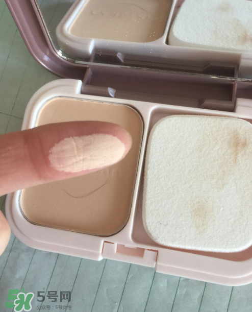 卡姿蘭粉餅好用嗎？卡姿蘭粉餅怎么樣？