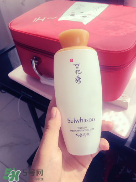 雪花秀滋陰乳液好用嗎？雪花秀滋陰乳液測(cè)評(píng)