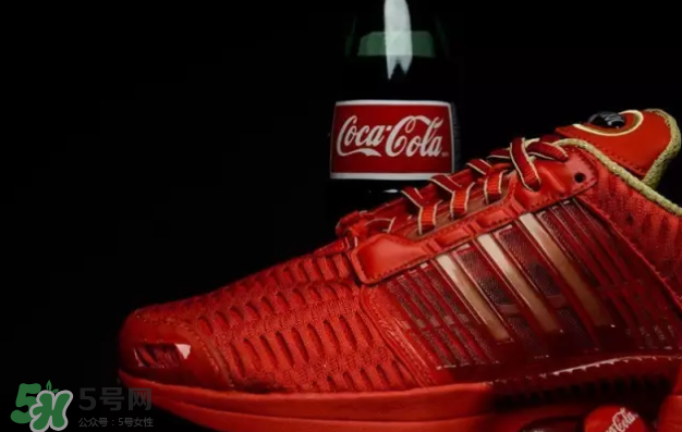 可口可樂與時(shí)尚圈聯(lián)名合作系列有哪些？意想不到的好看