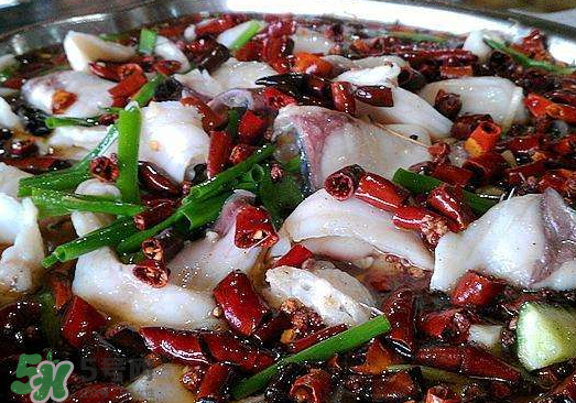 水煮魚可以放什么蔬菜？水煮魚可以放香菇嗎？