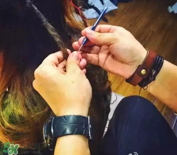 臟辮是什么意思？臟辮是怎么弄的