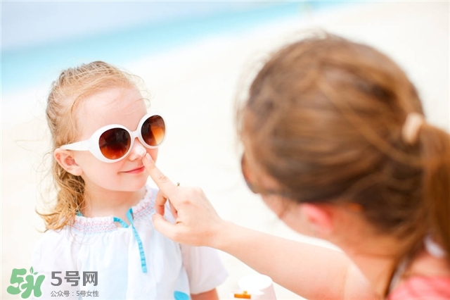 防曬開封一年還能用嗎 防曬打開放了一年還能用嗎 防曬開封一年還能用嗎 防曬打開放了一年還能用嗎