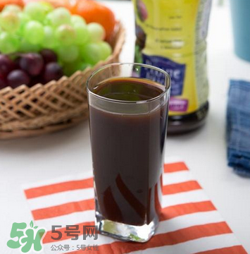 西梅汁怎么喝治便秘？便秘吃什么最快排便？