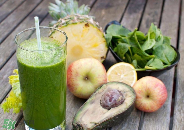 牛油果果汁怎么做？牛油果和什么榨汁好喝？