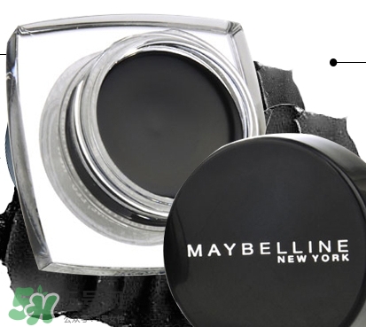 美寶蓮眼線膏暈染嗎？美寶蓮眼線膏好用嗎