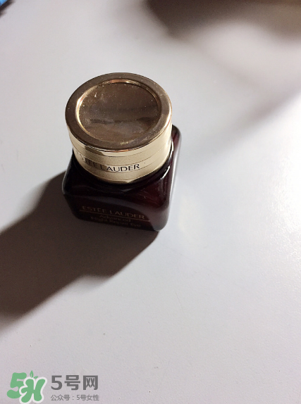 雪花秀眼霜和雅詩蘭黛眼霜哪個(gè)好？