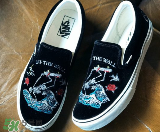 vans橫須賀紀(jì)念款slip-on板鞋多少錢(qián)_在哪買(mǎi)？