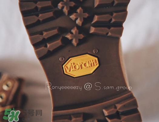 off white與timberland聯(lián)名6英寸大黃靴實(shí)物什么樣？