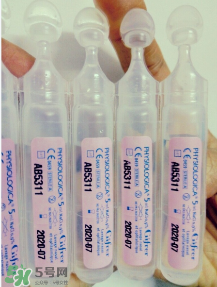 生理鹽水能泡隱形眼鏡嗎？生理鹽水能泡美瞳嗎？