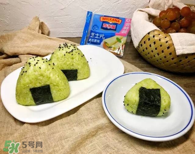 牛油果沙拉怎么做？牛油果沙拉用什么醬？