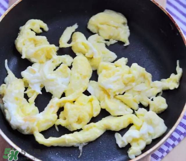 牛油果沙拉怎么做？牛油果沙拉用什么醬？