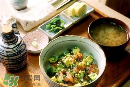 哪些人不適合吃牛油果？牛油果的飲食禁忌