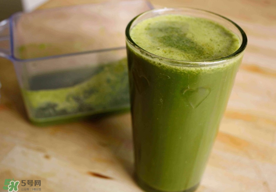 牛油果果汁怎么做？牛油果和什么榨汁好喝？