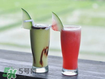 牛油果果汁可以放多久？牛油果果汁隔夜了還能吃嗎？