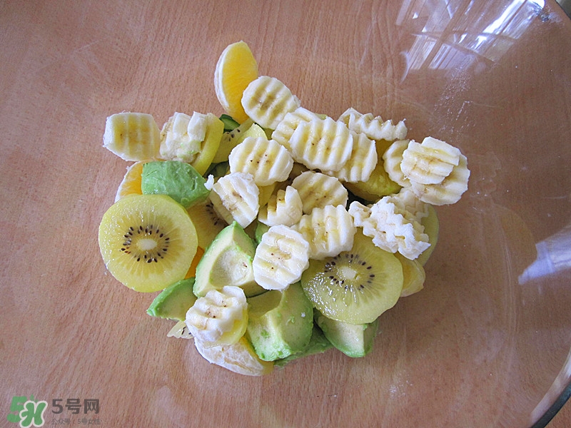 牛油果沙拉怎么做？牛油果沙拉用什么醬？