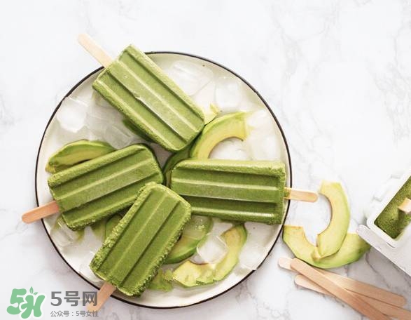 牛油果沙拉怎么做？牛油果沙拉用什么醬？