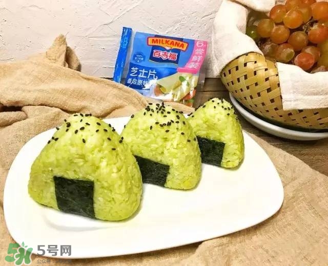 牛油果沙拉怎么做？牛油果沙拉用什么醬？