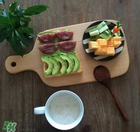 牛油果是什么味道？牛油果是甜的嗎？