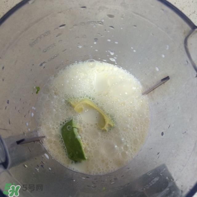 牛油果奶昔怎么做？牛油果奶昔的功效