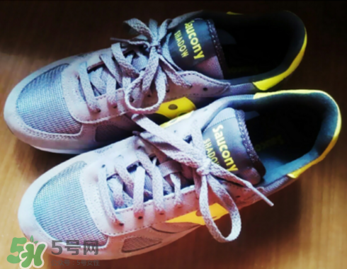 saucony一般多少錢？索康尼和亞瑟士哪個好？