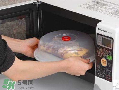 微波爐熱飯菜幾分鐘較好？微波爐輻射有多大