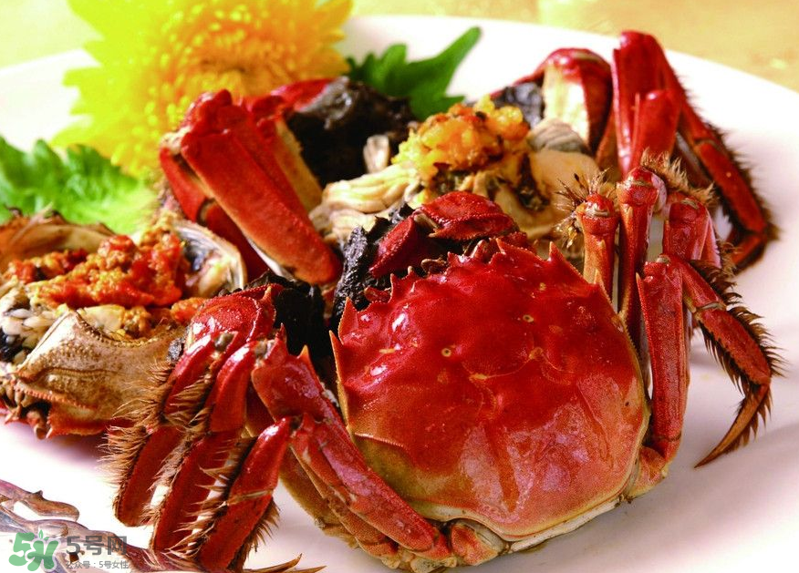 蟹膏是綠色的嗎？蟹膏是黑色的能吃嗎？