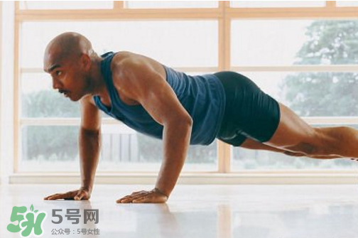 波比跳能減肚子嗎？波比跳做多少能減脂？