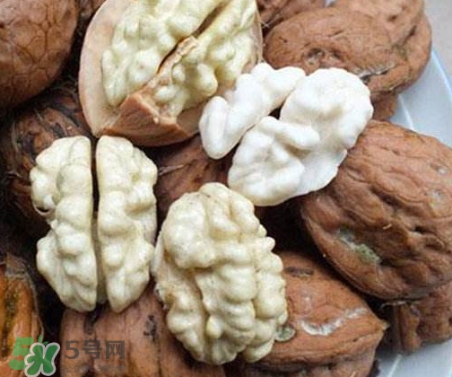 鮮核桃是涼性還是熱性？鮮核桃是發(fā)物嗎？