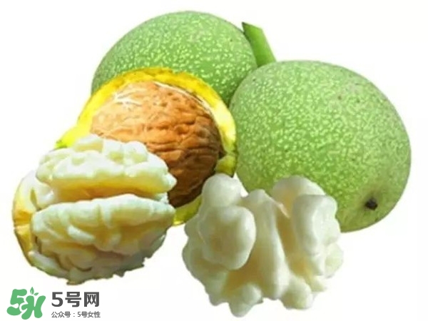 新鮮核桃怎么吃？新鮮核桃怎么給寶寶吃？