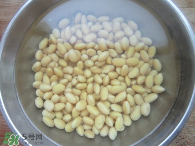 核桃可以和黃豆一起打豆?jié){嗎？核桃和什么一起打豆?jié){好？