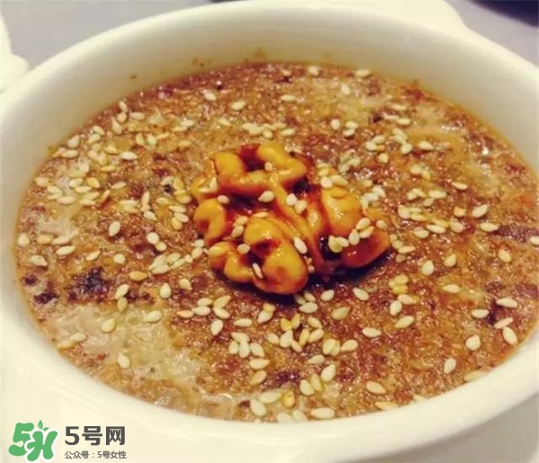 新鮮核桃怎么吃？新鮮核桃怎么給寶寶吃？