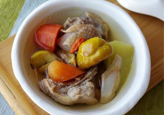 板栗煲雞湯的營養(yǎng)價值_板栗煲雞湯的功效與作用