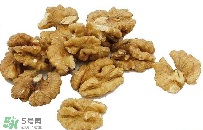 鮮核桃是涼性還是熱性？鮮核桃是發(fā)物嗎？