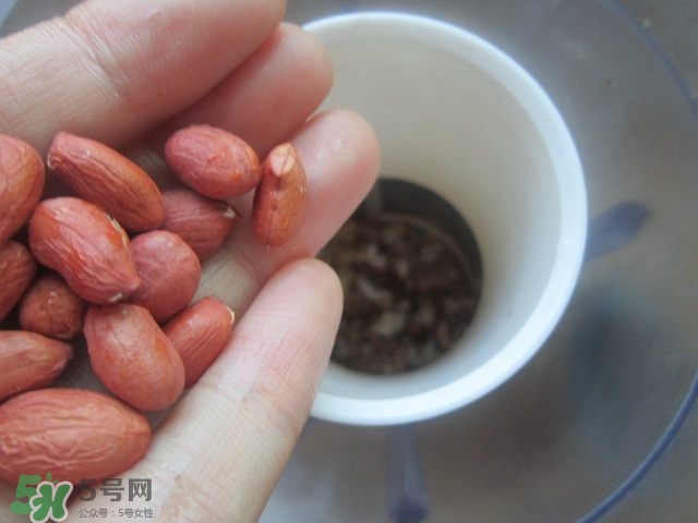 核桃可以和黃豆一起打豆?jié){嗎？核桃和什么一起打豆?jié){好？