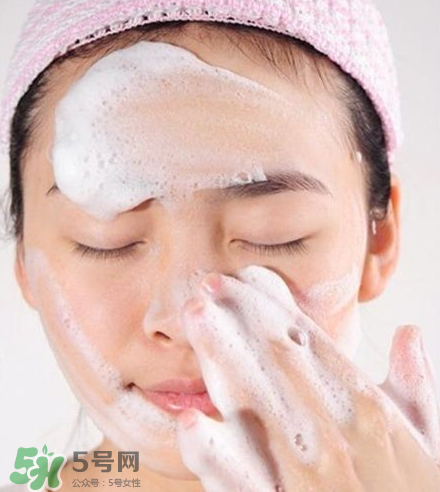 正確卸妝手法你做對了嗎？錯誤卸妝手法須知