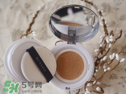 謎尚氣墊BB怎么選色 21號跟23號顏色區(qū)別大嗎 謎尚氣墊BB怎么選色 21號跟23號顏色區(qū)別大嗎