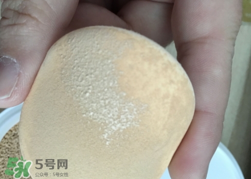 蘭蔻小粉盒適合什么膚質(zhì)？