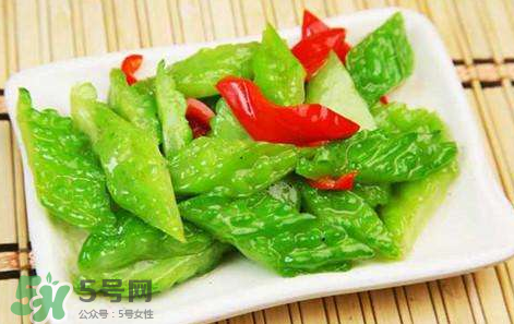 什么泡水喝能清熱降火？清熱降火吃什么？