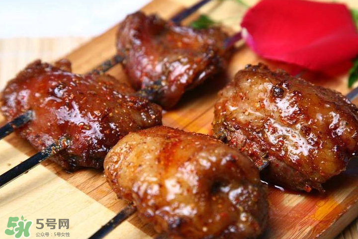 羊腰子是羊蛋嗎？羊腰子是羊腎嗎？