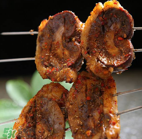 羊腰子是羊蛋嗎？羊腰子是羊腎嗎？