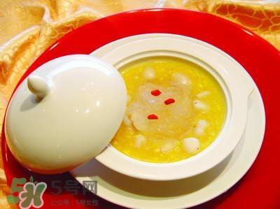 雪蛤和燕窩能一起燉嗎？雪蛤燕窩一起燉有什么功效作用