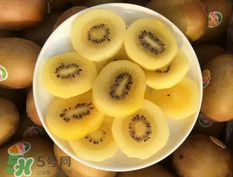 黃心獼猴桃是轉(zhuǎn)基因嗎？黃心獼猴桃中間的黃心能吃嗎