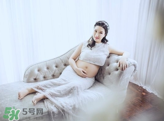 孕婦坐火車需要證明嗎？孕婦坐火車吃什么？