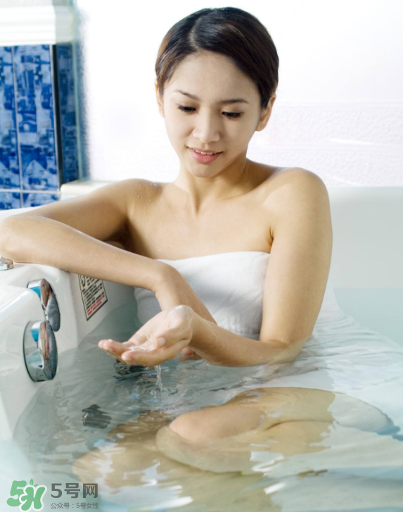 乳腺炎是熱敷還是冷敷？乳腺炎應(yīng)該熱敷還是冷敷？