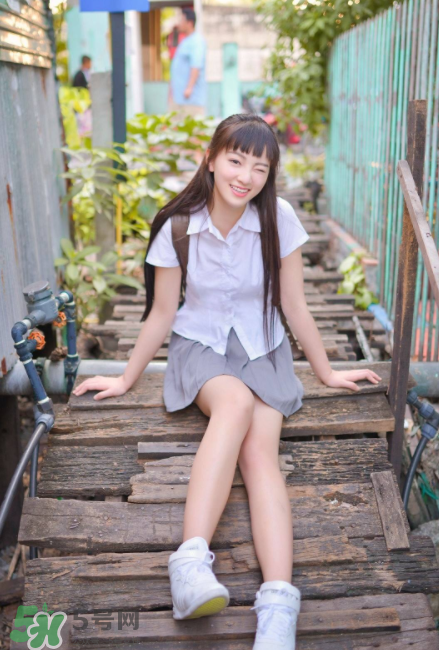 乳腺炎應(yīng)該吃什么？乳腺炎應(yīng)該注意什么？